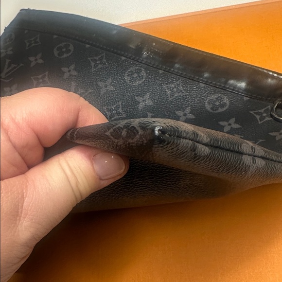 Louis Vuitton Pouchette - Picture 5 of 8